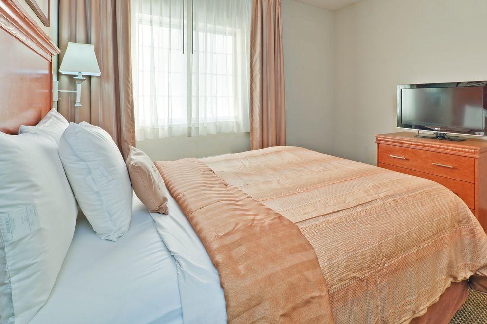 First Inn Suites Germantown Extérieur photo