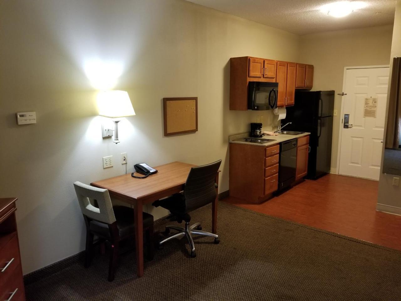 First Inn Suites Germantown Extérieur photo